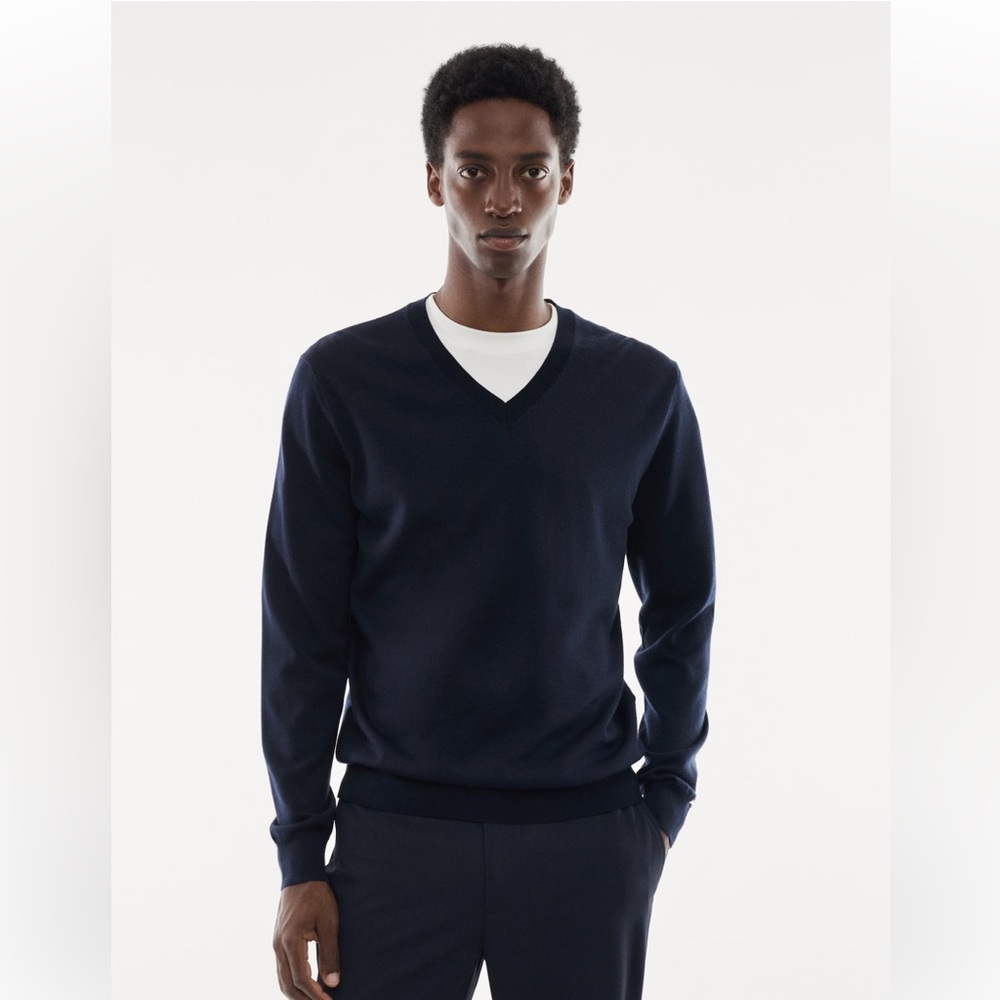Luciano Barbera Sweater Men’s 52 Navy Blue 100% Wool Long Sleeve V-Neck Pullover